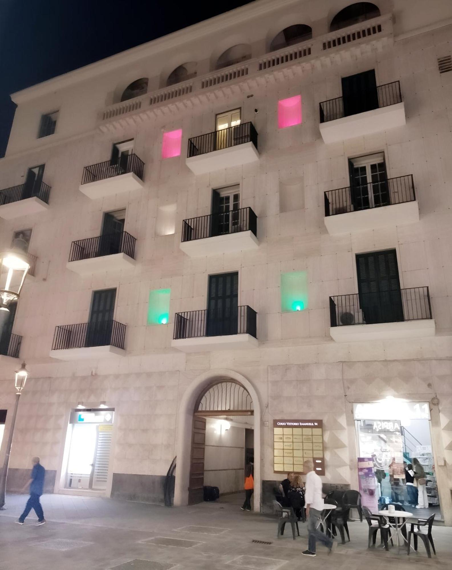 Casa Vacanza La Maison De Losyram Art Salerno Luaran gambar