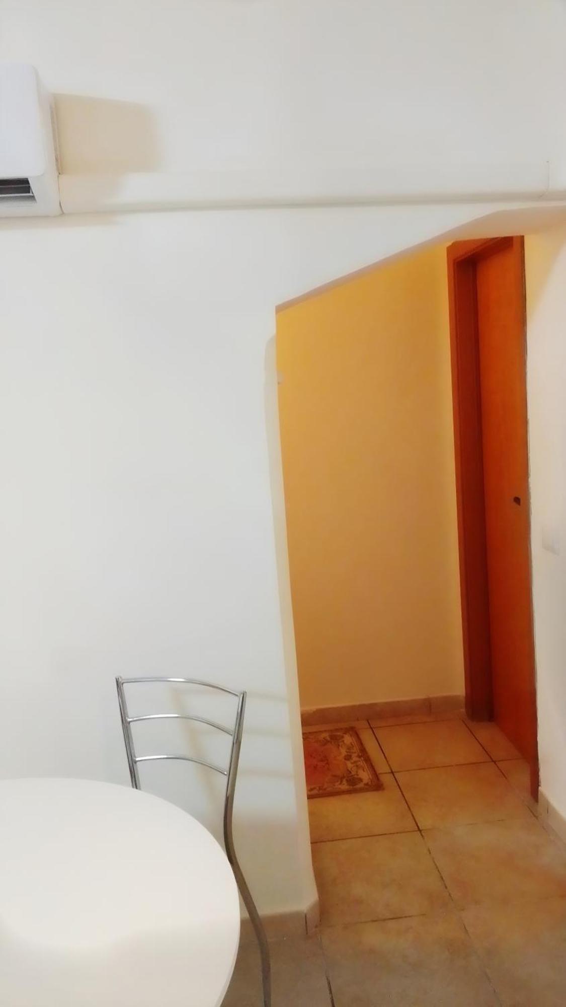Casa Vacanza La Maison De Losyram Art Salerno Luaran gambar