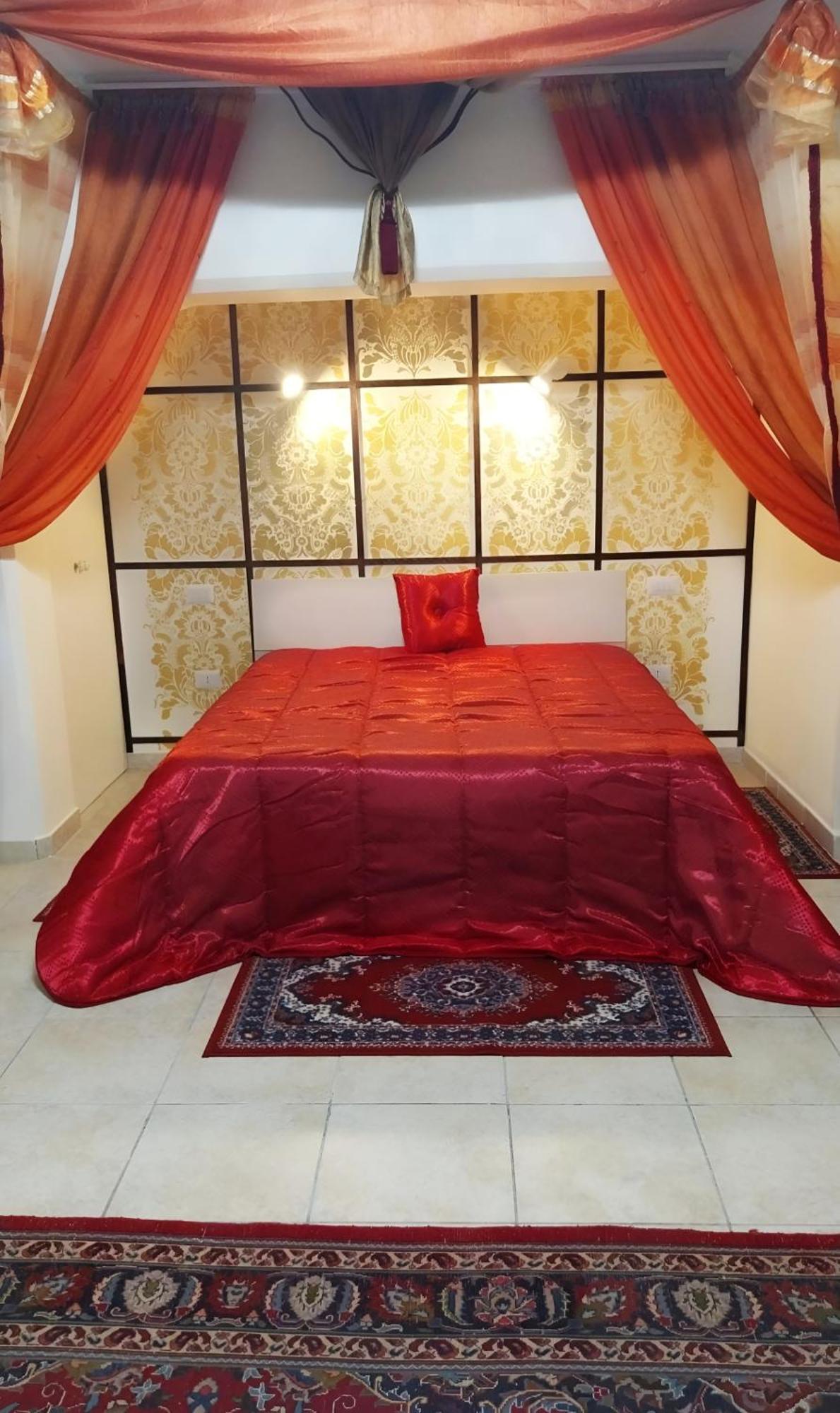 Casa Vacanza La Maison De Losyram Art Salerno Luaran gambar