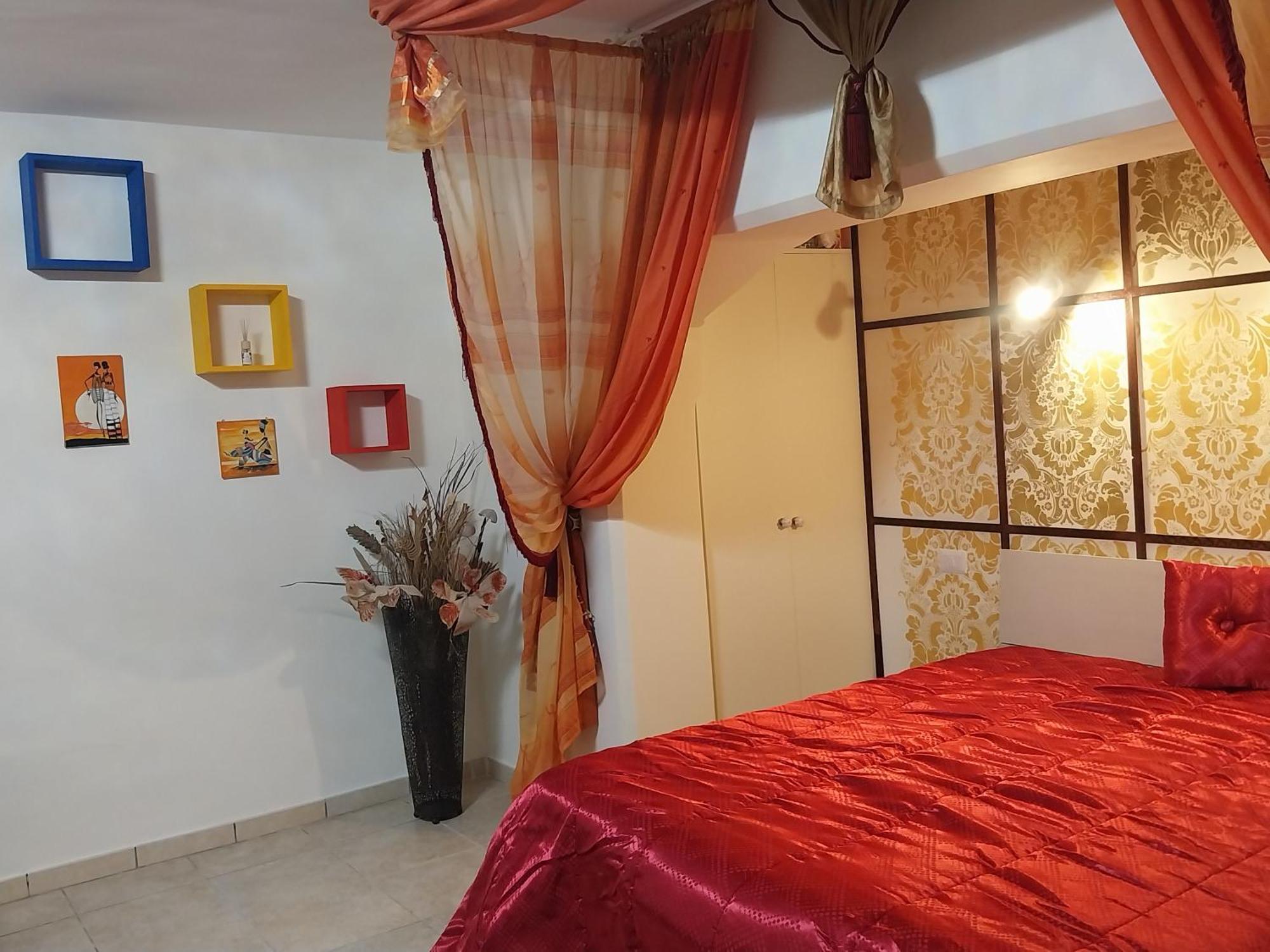 Casa Vacanza La Maison De Losyram Art Salerno Luaran gambar